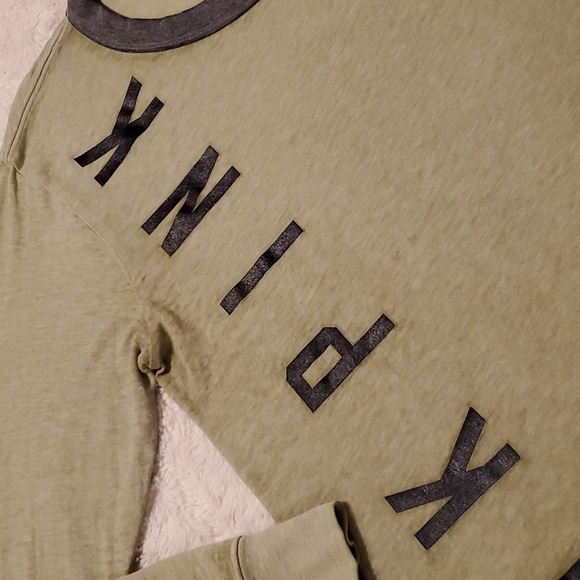 Victoria's Secret PINK long sleeve tee - Picture 5 of 8